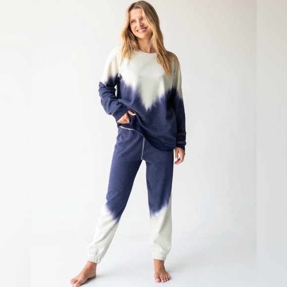 Natural Life 2 Piece Set Crewneck Sweatshirt + Joggers Navy Ombré L Top, M Pants - Picture 1 of 9